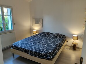 5 chambres, fer et planche Ă repasser, Wi-Fi gratuit, draps fournis