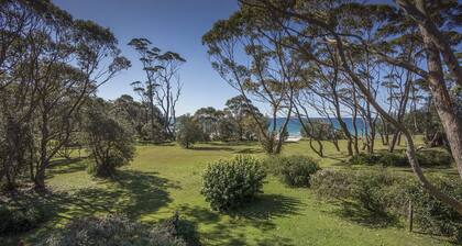 Ocean's Edge at Bawley Beach