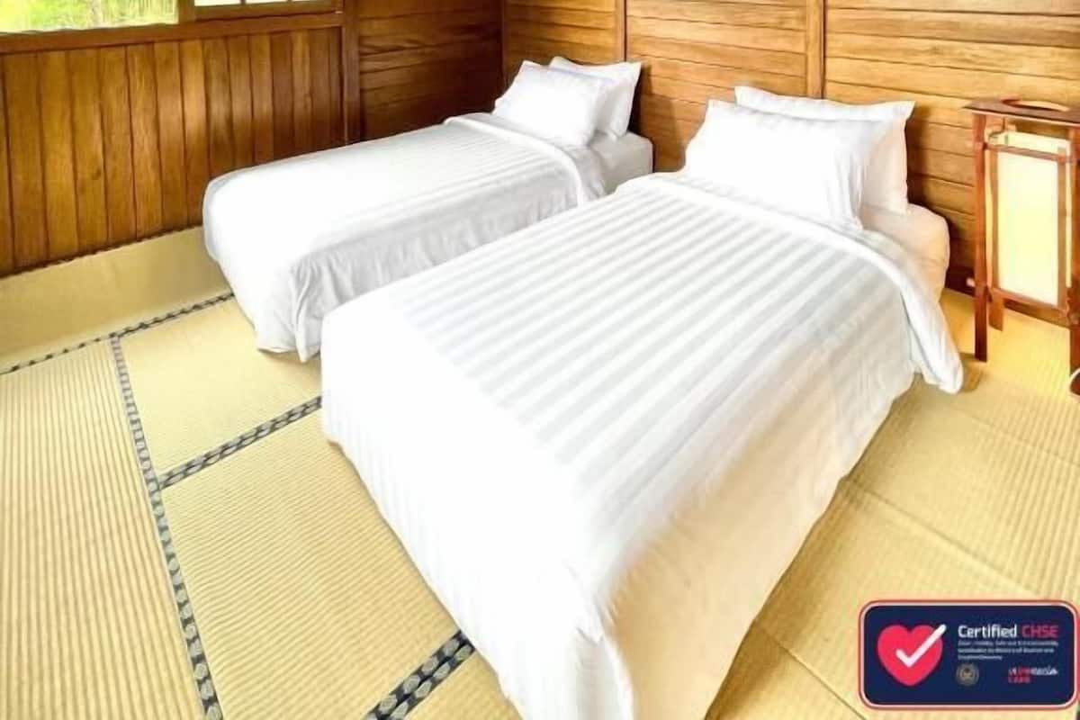 In-room safe, free WiFi