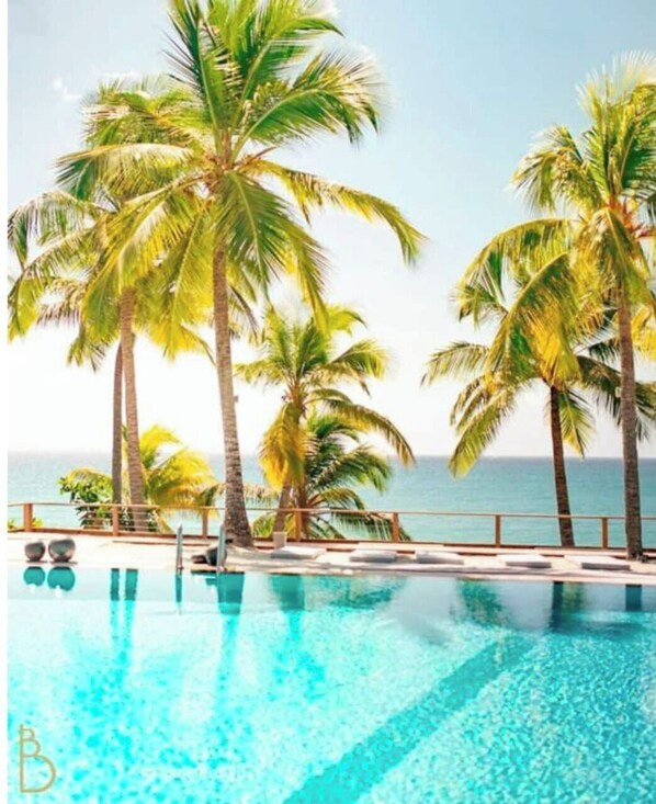 Piscine extérieure, piscine chauffée