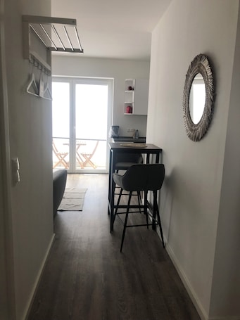 Interior. 1 Bedroom Apartment in Uetersen