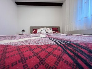 Casa Confort | 1 habitación, cortinas blackout, wifi gratis y ropa de cama 