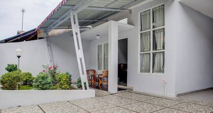 OYO 3690 Wisma Yani Syariah