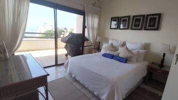 Family Apartment | 3 bedrooms, free WiFi, bed sheets