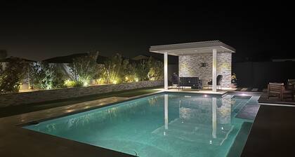 Barefoot Villa, take your shoes off and stay a while!