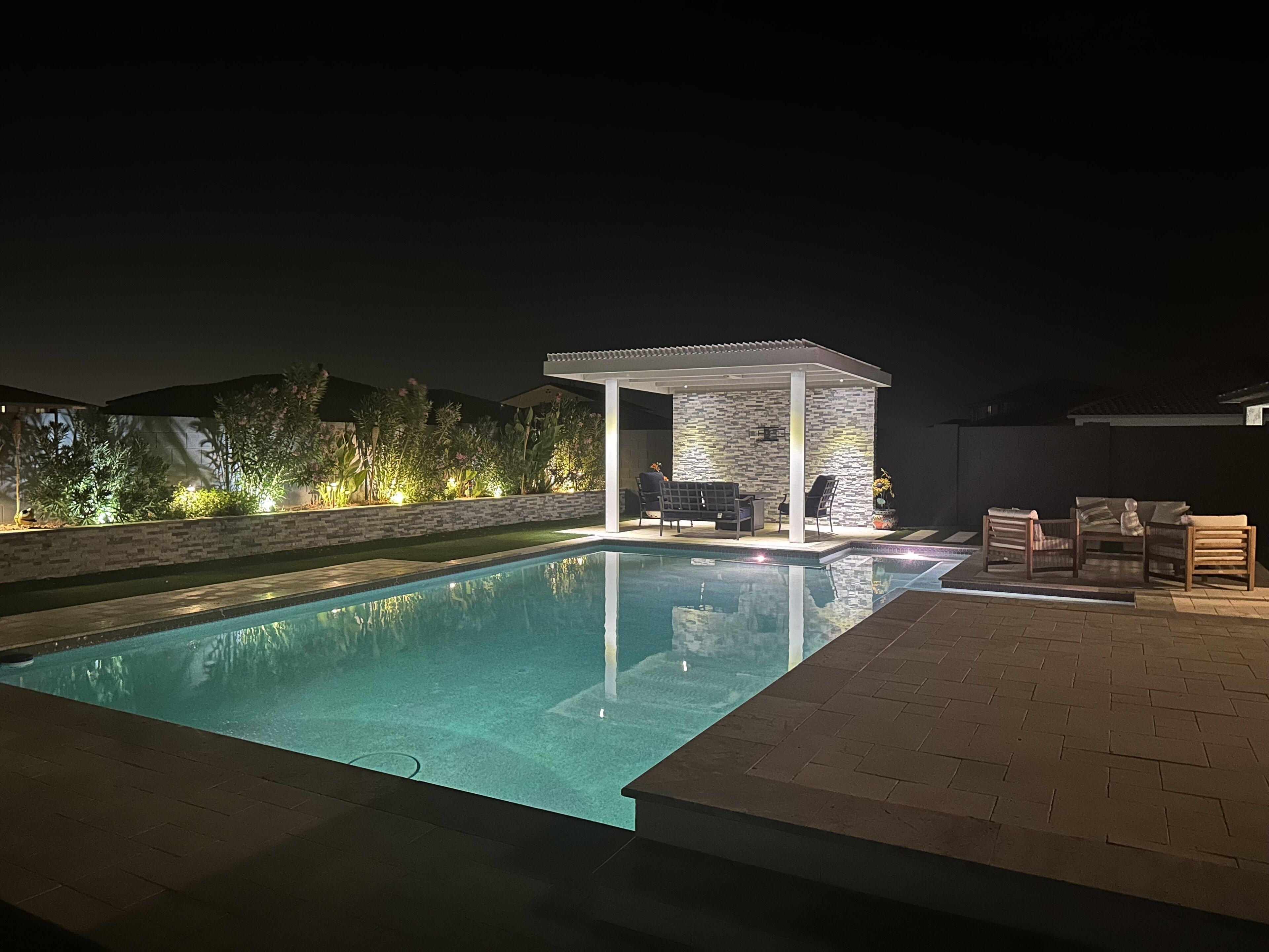 Barefoot Villa, take your shoes off and stay a while!