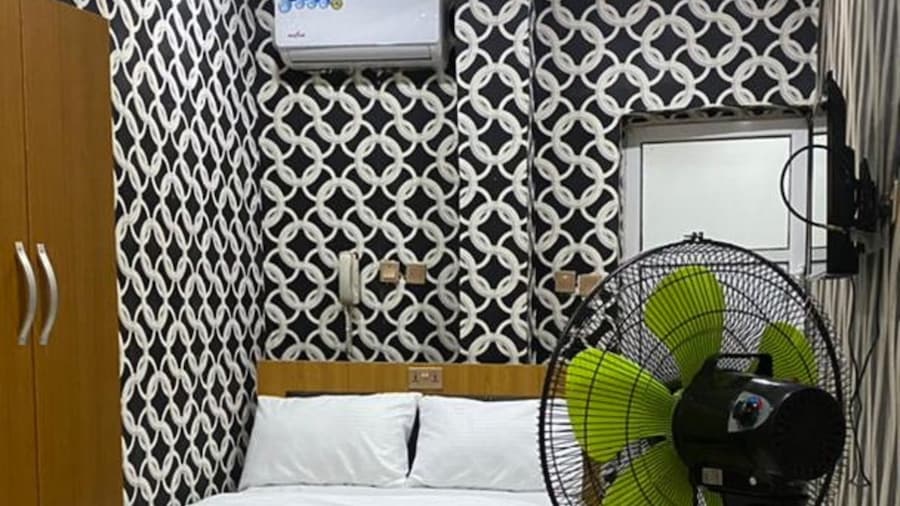 Chukzie Suites & Apartments