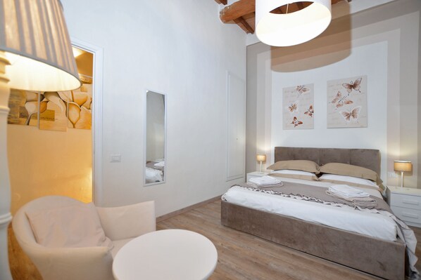 Standard-Apartment, Mehrere Schlafzimmer (Casina Di Giada) | 2 Schlafzimmer, kostenloses WLAN, Bettwäsche