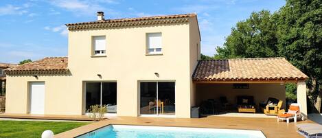 Alberca al aire libre