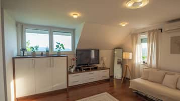 Comfort House | 1 bedroom, blackout curtains, free WiFi, bed sheets