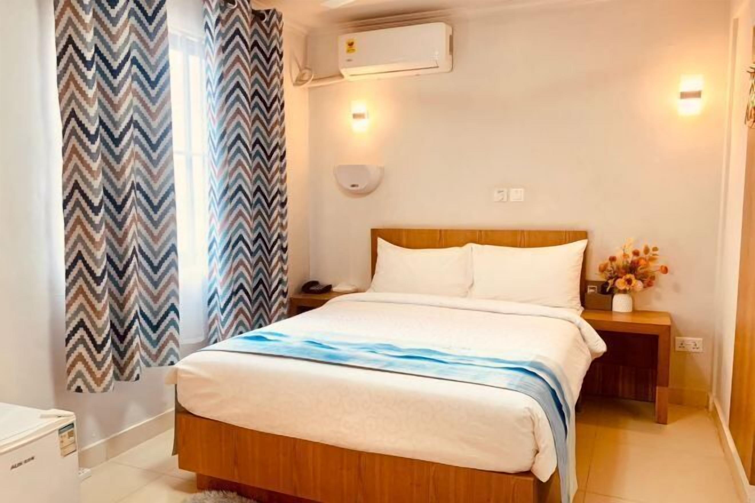 1 bedroom, free WiFi, bed sheets