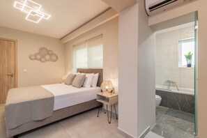 4 bedrooms, in-room safe, soundproofing, iron/ironing board - Fratelli Villa, with Heated Pool & Spa Whirlpool  (Zakynthos)