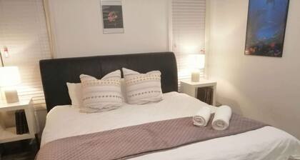 Close to Airport Nest