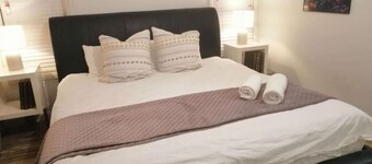 Close to Airport Nest