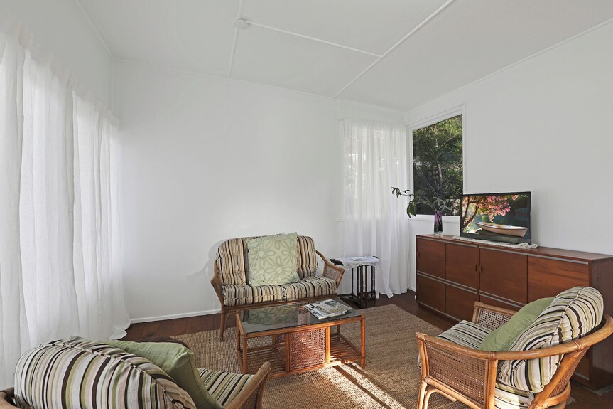Walk To Everything From This Charming Cottage - Point Lookout