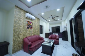 Deluxe Double Room - The Sky Imperial  Nakoda Green Valley  (Nathdwara)