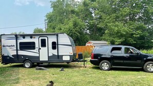 Unclassified image, 4 of 9, button - Keystone Sunnydale Mini RV (Winchester)