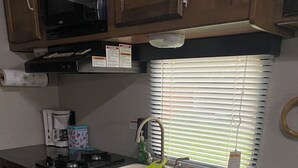 Unclassified image, 3 of 9, button - Keystone Sunnydale Mini RV (Winchester)