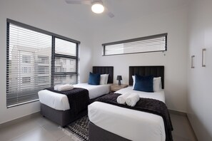 Premium Apartment | 2 bedrooms, laptop workspace, iron/ironing board, free WiFi
