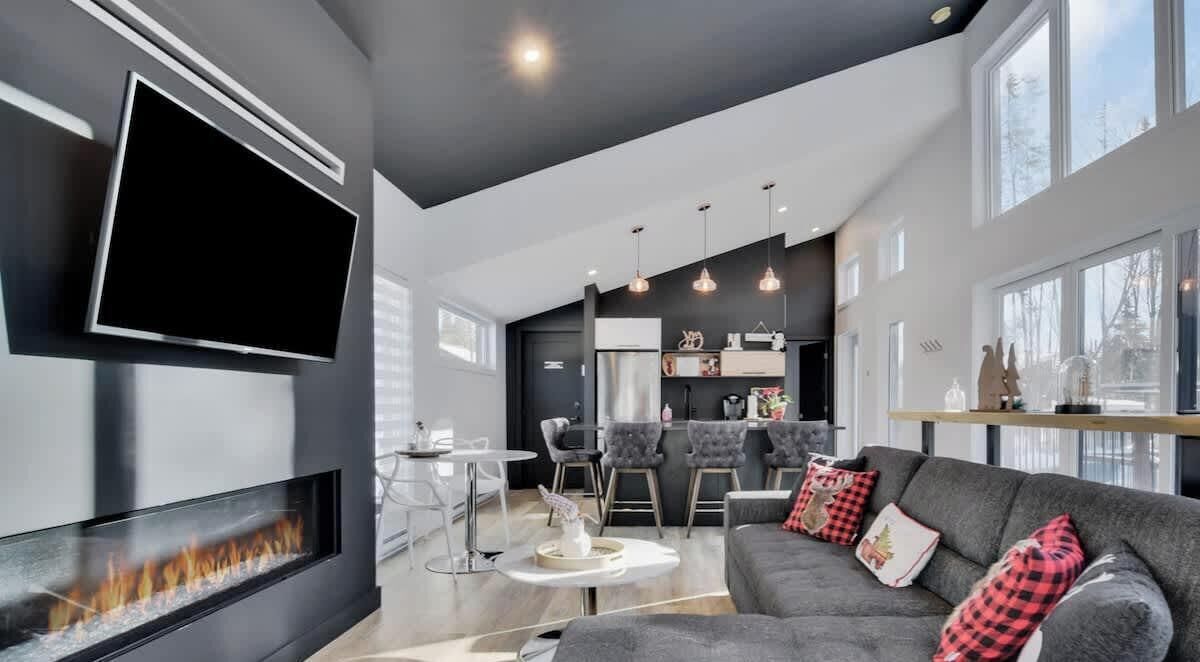 TV, fireplace, offices