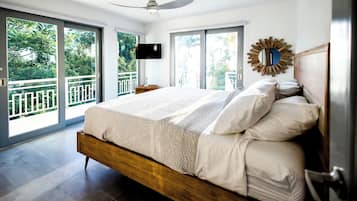 8 bedrooms, iron/ironing board, free WiFi, bed sheets