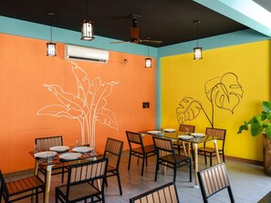 Restaurant - Maaniya Palace (Maamigili)