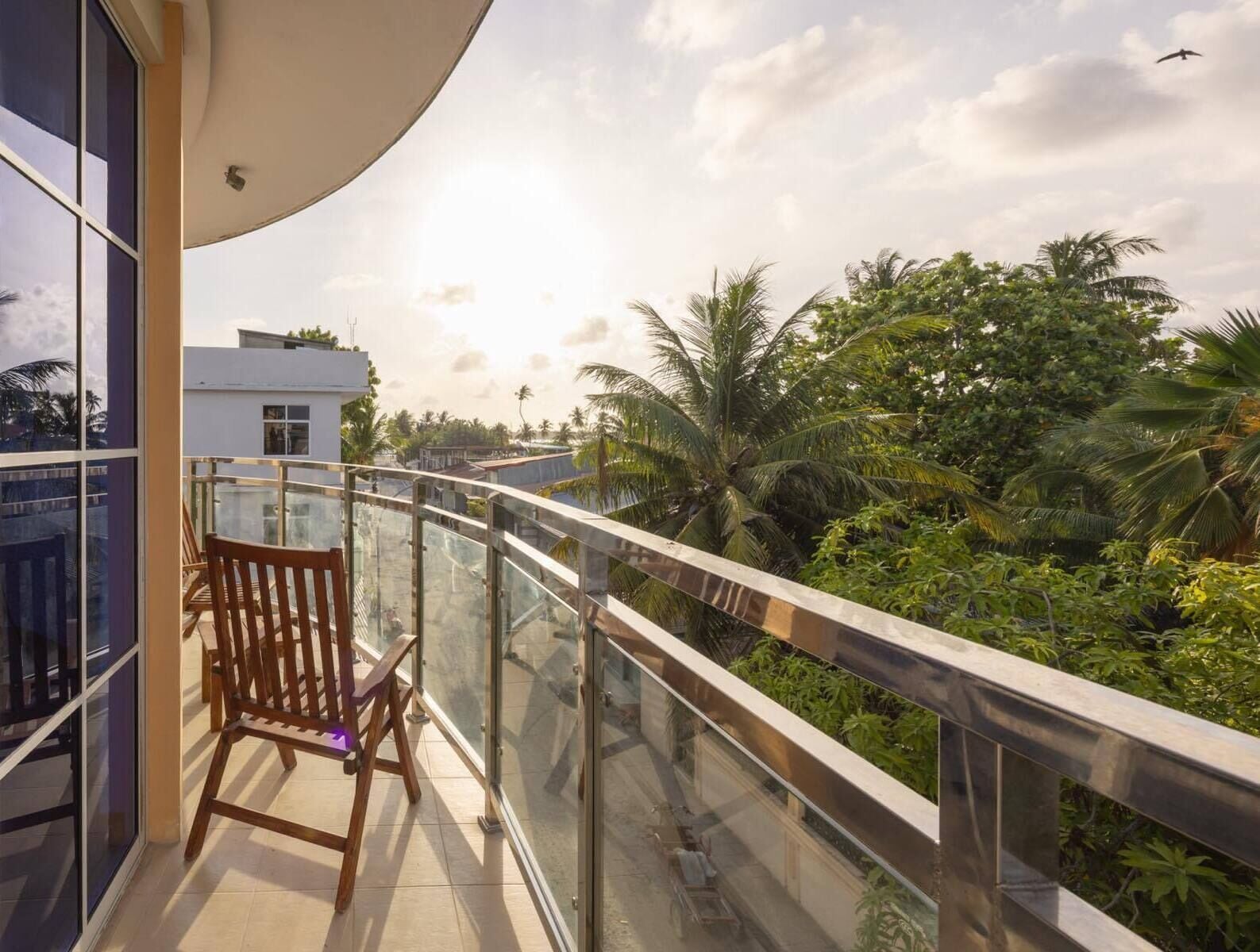 واي فاي مجانًا وملاءات أسرّة