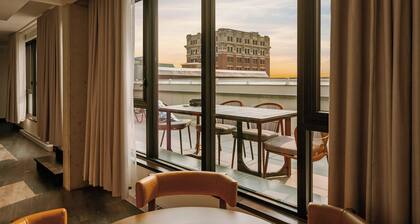 Sonder by Marriott Bonvoy Lambert Apartments Old Montreal