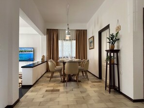 Dining - 163sqm Family villa, 7min walk to the beach, 2.500sqm of garden, sea view (Ierapetra)