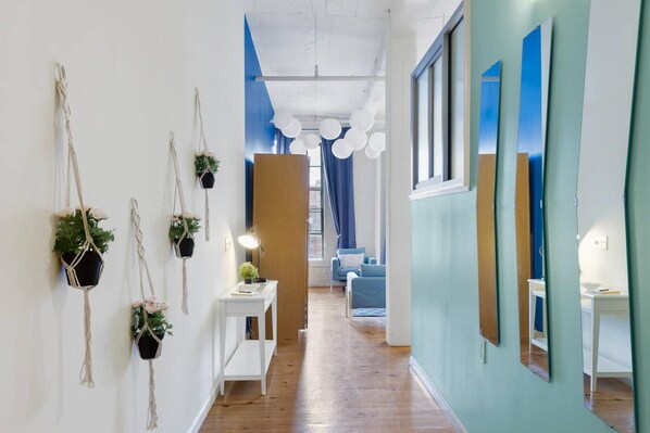 Apartment | 2 bedrooms - Loft Living in the Trendy Warehouse District (Durham)