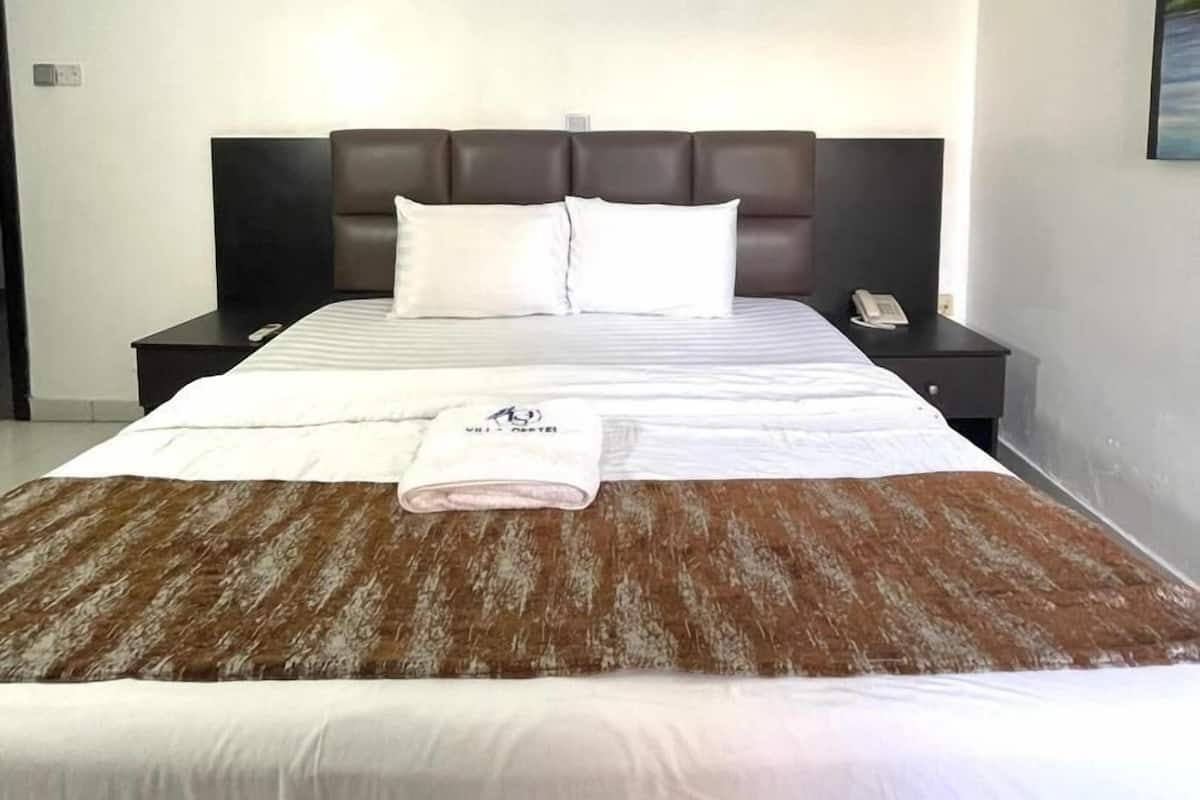 Classic Room | 1 bedroom, memory foam beds, individually furnished, desk