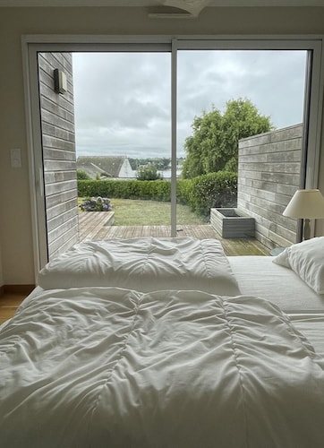 Villa Vue sur Mer - Un Joyau Moderne à Deux Pas de la Mer