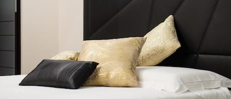 Literie de qualité supérieure, couette en duvet d'oie, minibar