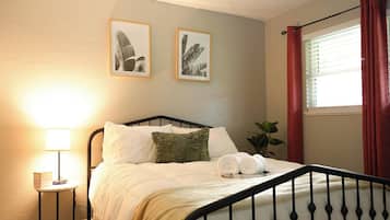 3 Schlafzimmer, Bügeleisen/Bügelbrett, WLAN, Bettwäsche