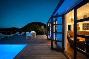 Outdoor dining - LUMIERE by WIMCO St. Barth Properties (Flamands)