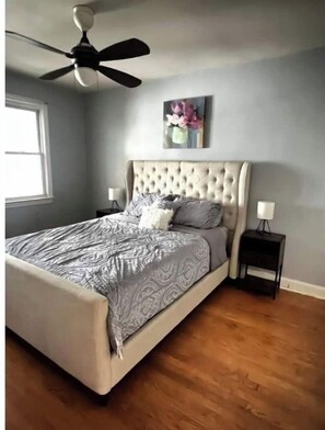 2 chambres, bureau, fer et planche à repasser, Wi-Fi gratuit