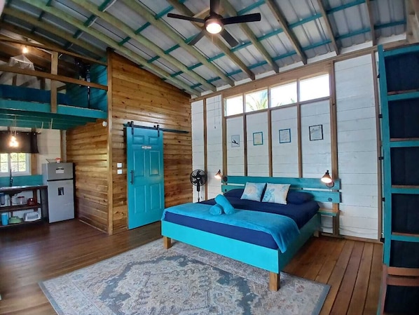 2 bedrooms, in-room safe, free WiFi, bed sheets