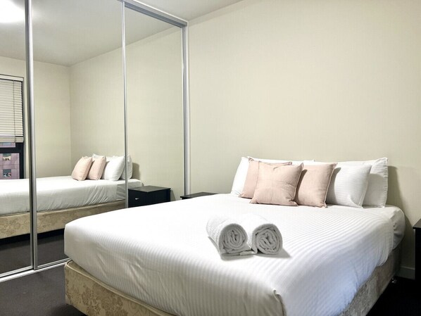 4 bedrooms, desk, iron/ironing board, travel cot