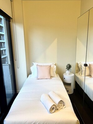 4 bedrooms, desk, iron/ironing board, travel cot