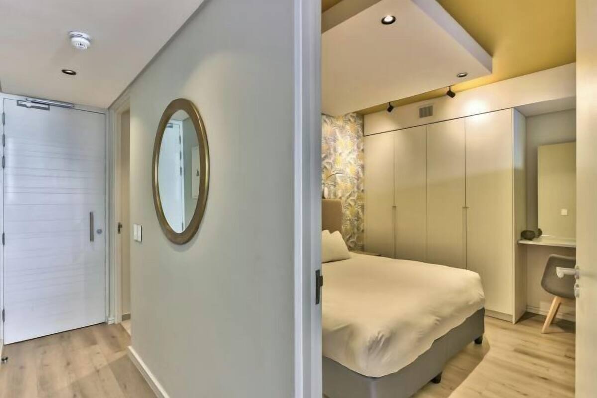 1 habitación y caja de seguridad en la habitación