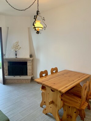Dining - Casa Eulberg Marcania Balcone vista lago (Tremosine)