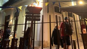 Unclassified image, 3 of 29, button - Serenata Hostel (Coimbra)