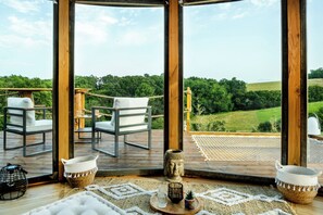 Terrace/patio - Magnificent Ecolodge in the heart of the Hautes-Pyrénées. (Senac)