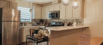 Modern Cottage Style Apt-King Bed near UTRGV & DHR 