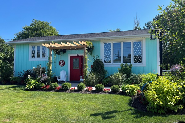 Hibiscus House