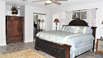 4 chambres, fer et planche Ă repasser, Wi-Fi, draps fournis