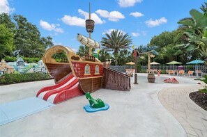 Children’s area - Minutes from all attractions, private pool and Resort Community amenities (Davenport)