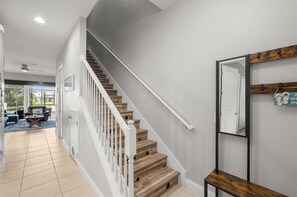 Interior - Minutes from all attractions, private pool and Resort Community amenities (Davenport)