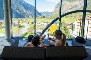 Sauna, steam room, body treatments, body scrubs, manicures and pedicures - LIFESTEIL Appartementresort (Umhausen)