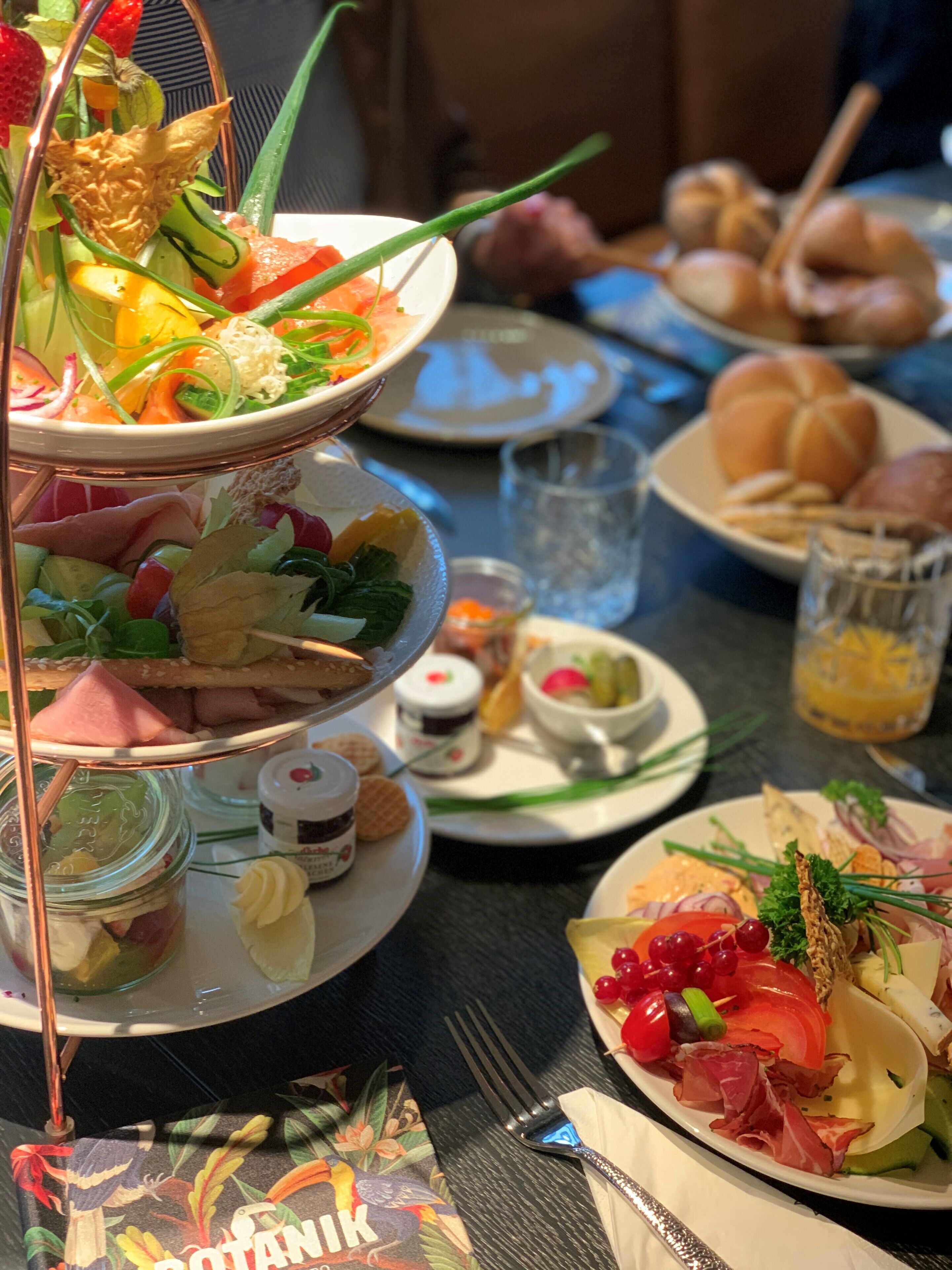 朝食